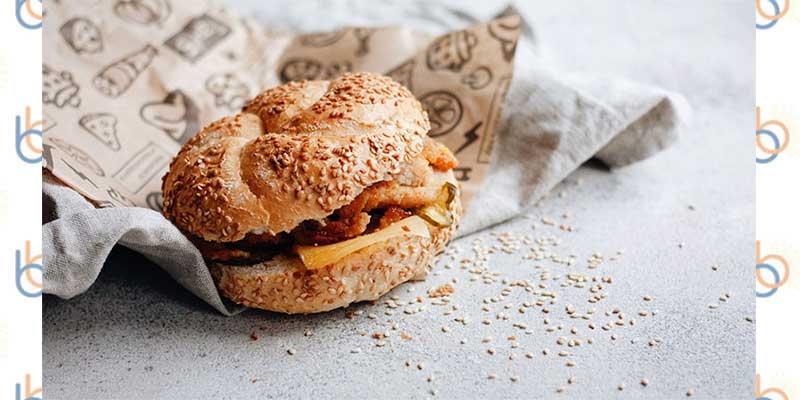 bagel sandwich, breakfast, eating out, breakfast on the go